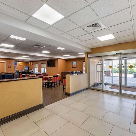 Comfort Inn East Ινδιανάπολη Εξωτερικό φωτογραφία