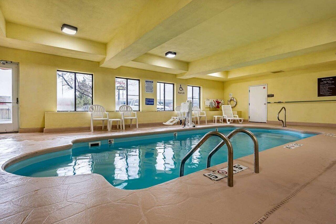 Comfort Inn East Ινδιανάπολη Εξωτερικό φωτογραφία