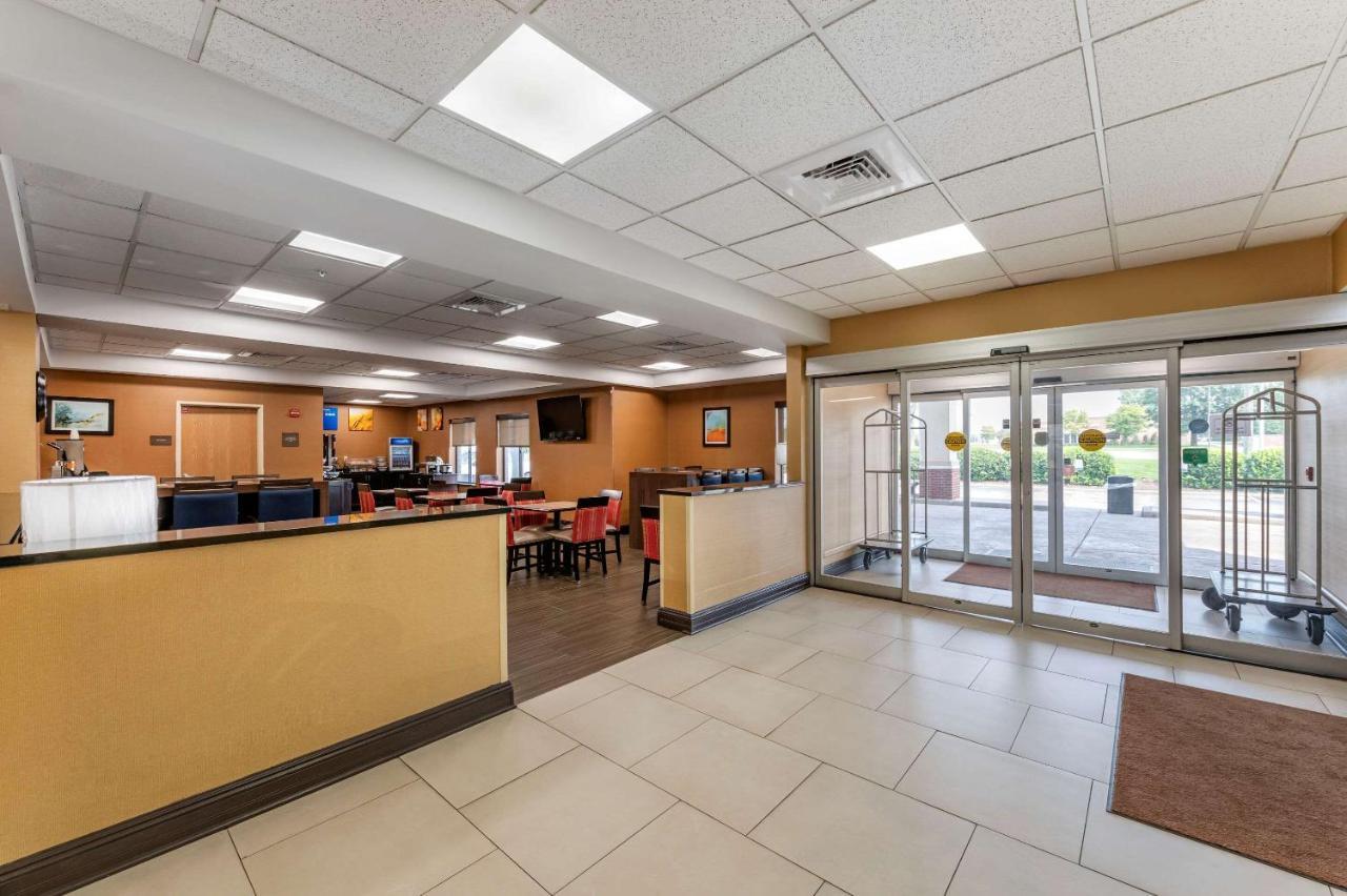 Comfort Inn East Ινδιανάπολη Εξωτερικό φωτογραφία