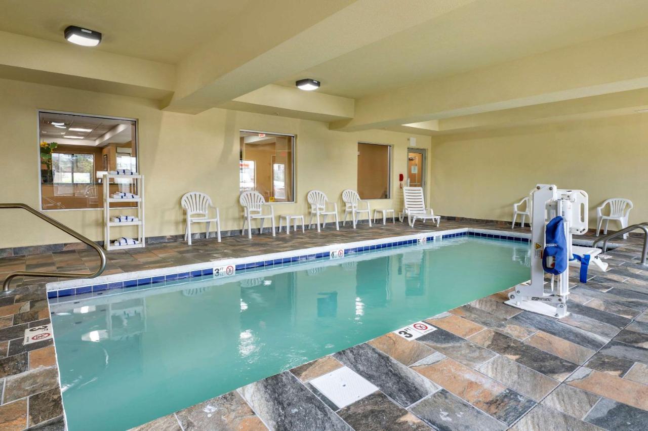 Comfort Inn East Ινδιανάπολη Εξωτερικό φωτογραφία