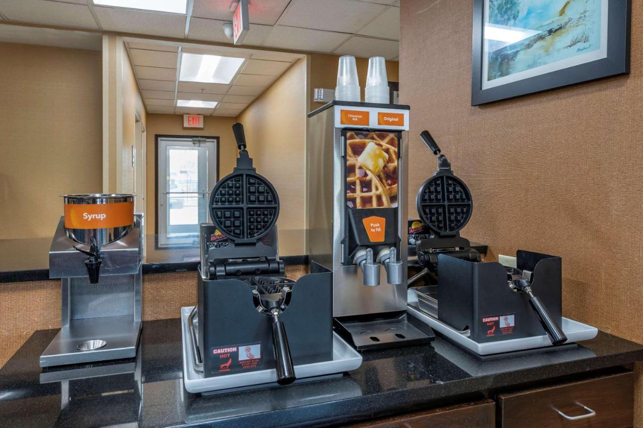 Comfort Inn East Ινδιανάπολη Εξωτερικό φωτογραφία