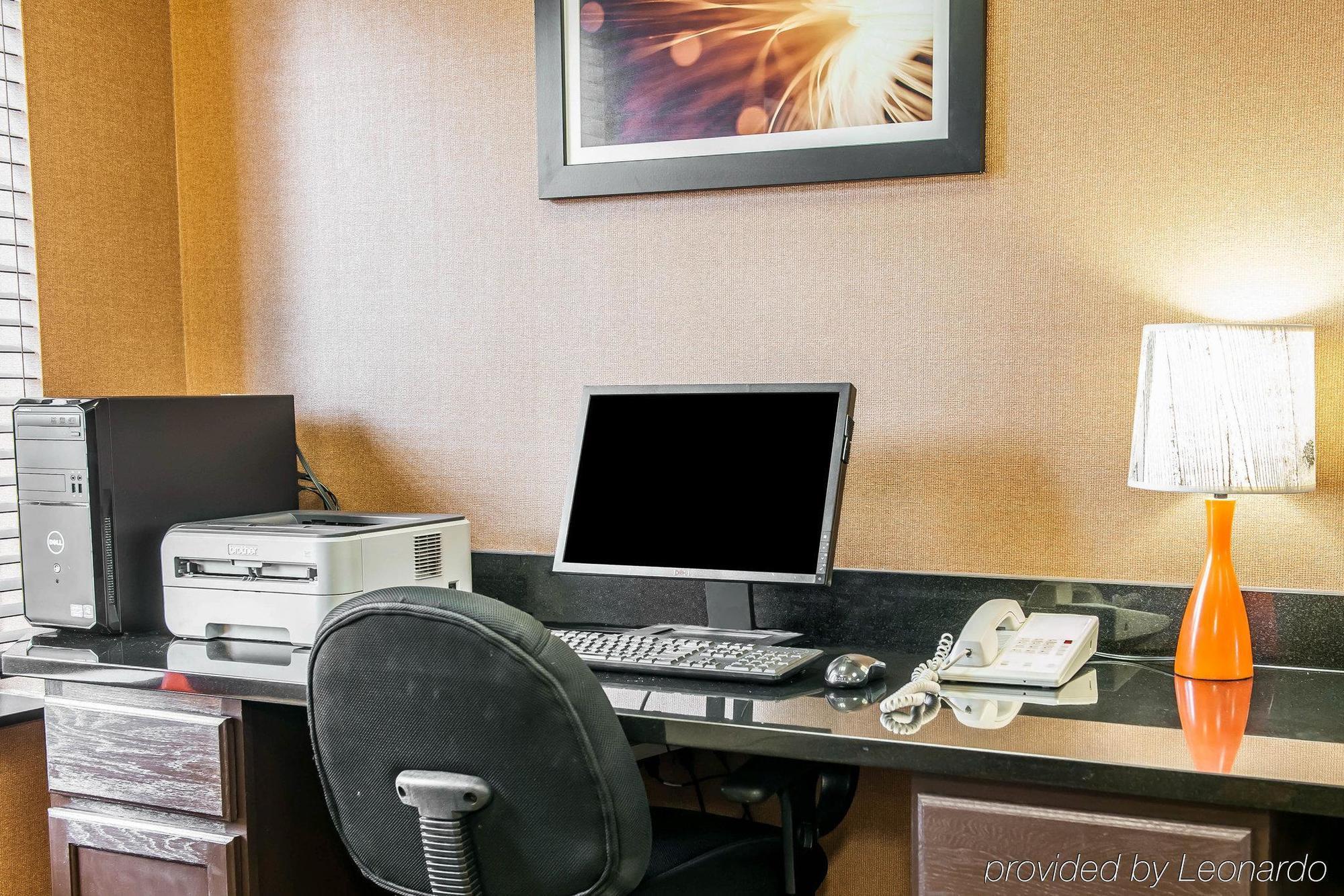 Comfort Inn East Ινδιανάπολη Εξωτερικό φωτογραφία