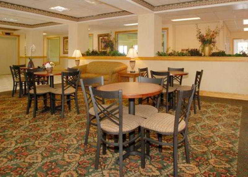 Comfort Inn East Ινδιανάπολη Εξωτερικό φωτογραφία