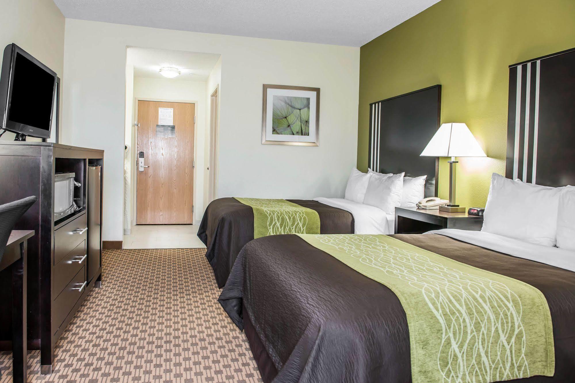 Comfort Inn East Ινδιανάπολη Εξωτερικό φωτογραφία