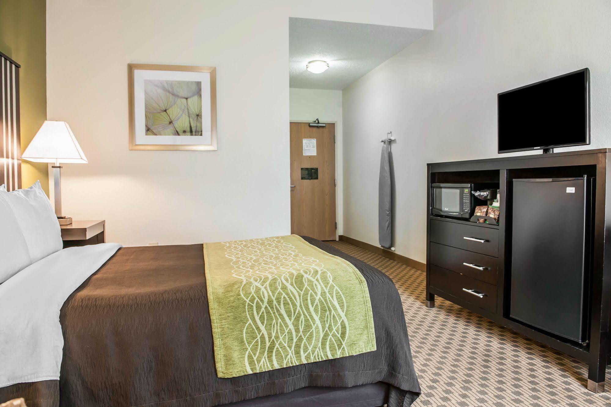 Comfort Inn East Ινδιανάπολη Εξωτερικό φωτογραφία